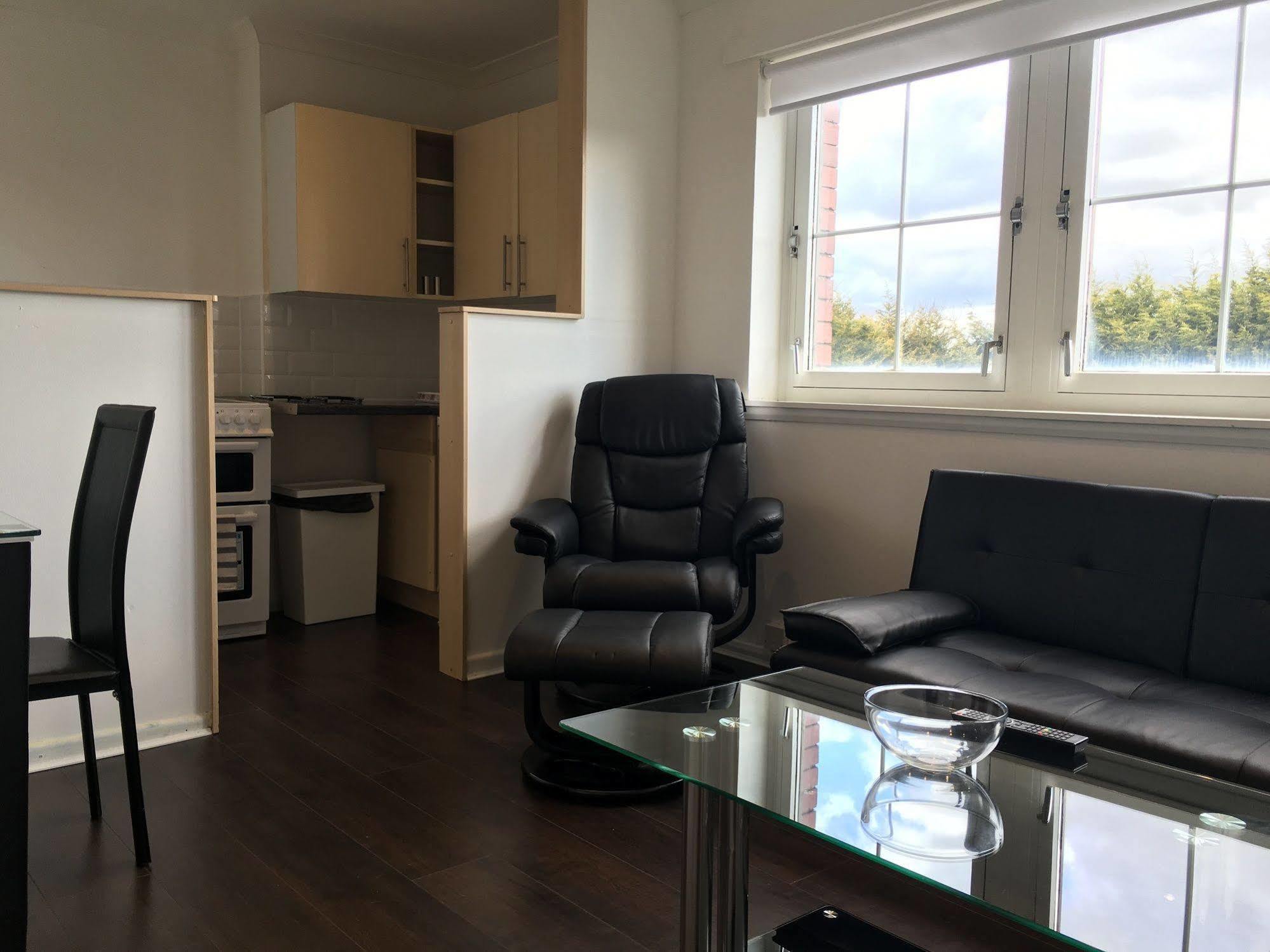 Glasgow Airport Apartments Paisley Kültér fotó