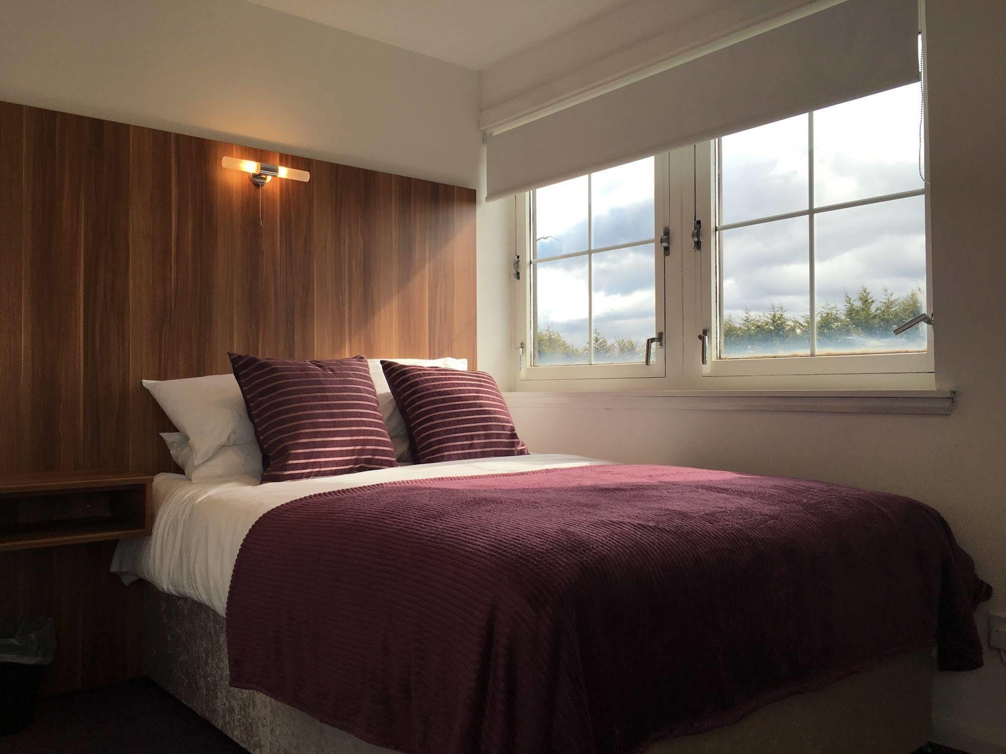 Glasgow Airport Apartments Paisley Kültér fotó