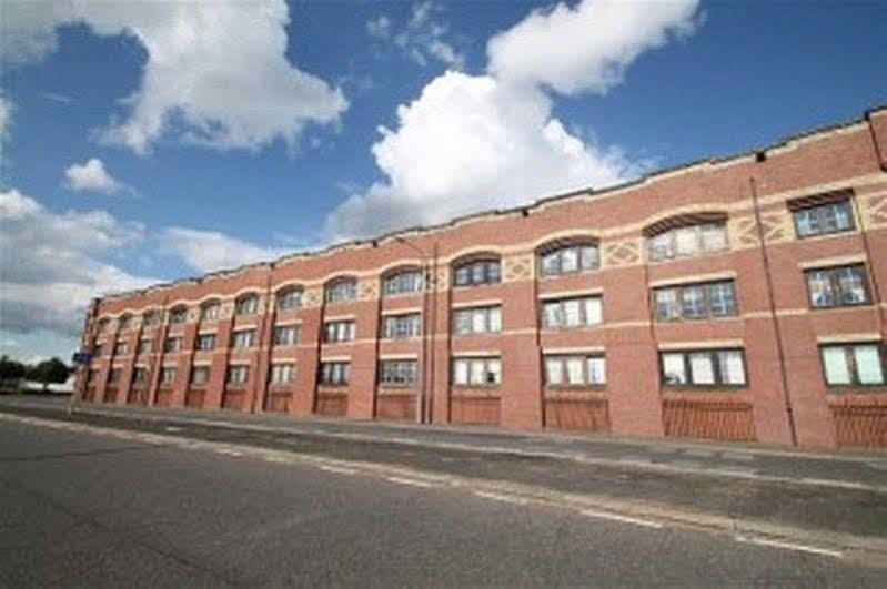Glasgow Airport Apartments Paisley Kültér fotó